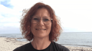 Vibeke-Fraling-på-stranden