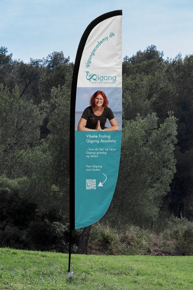 Vibeke Fraling Qigong Academy beachflag s 1